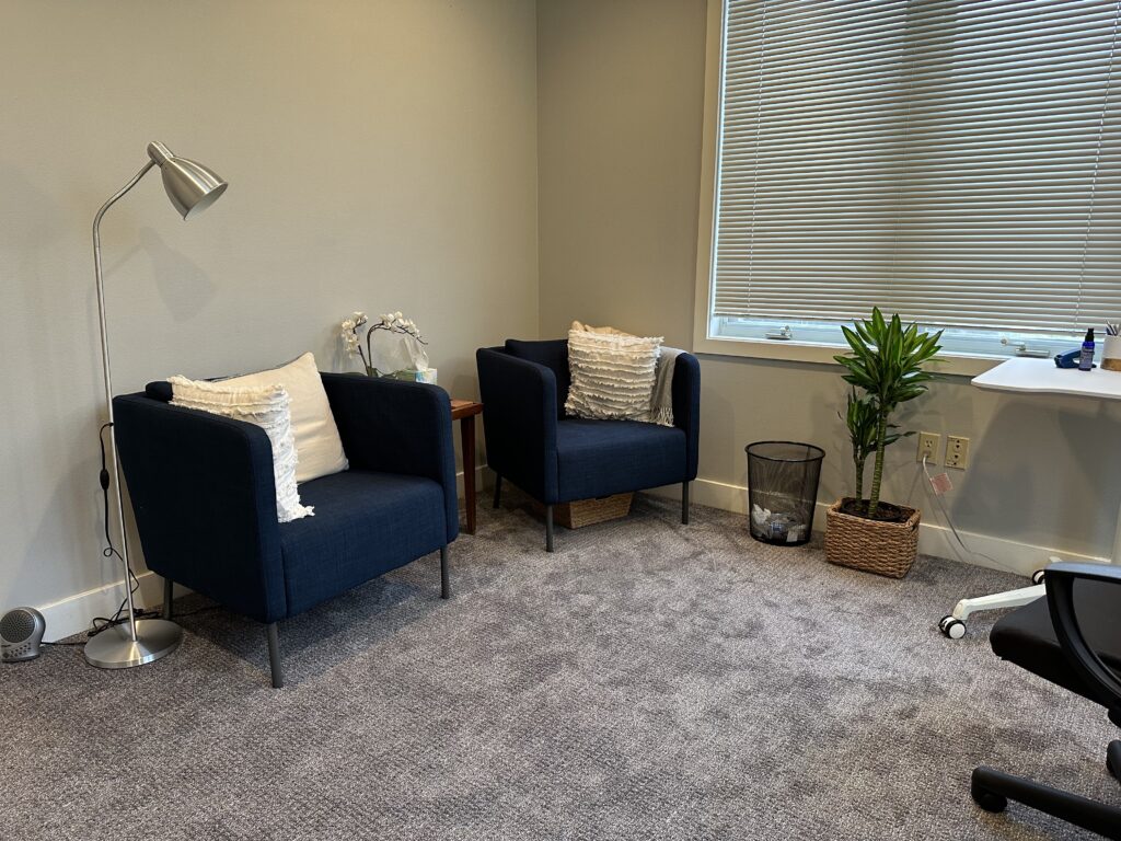 Robyn Crout, MSW, LICSW Christian Counseling Lakewood WA Vine and